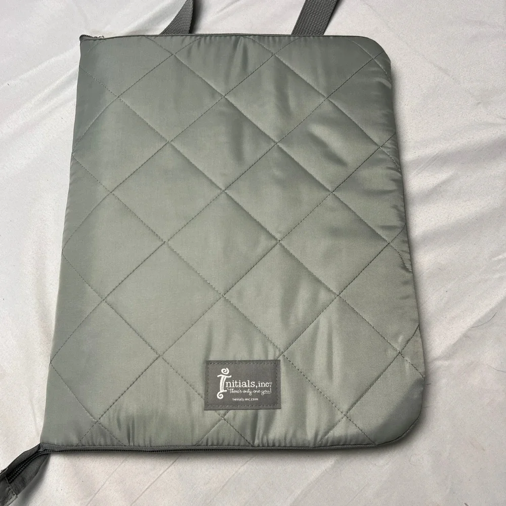 Initials Inc 4 Season Sonoma Blanket Tote Bag Monogrammed C Gray Quilted Carrier